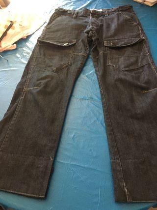 Pantalón hombre Springfield Talla 34 azul casi neg de segunda mano por 7  EUR en Galapagar en WALLAPOP