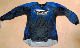 Ropa Hombre segunda mano en WALLAPOP