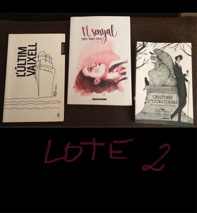 Libros ( en Valenciano) para edades diversas.