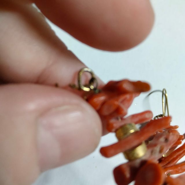 orecchini in corallo