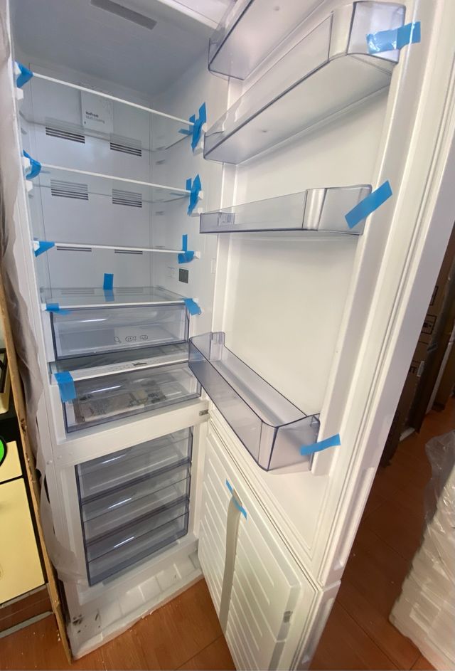 Frigorífico Benavent nuevo