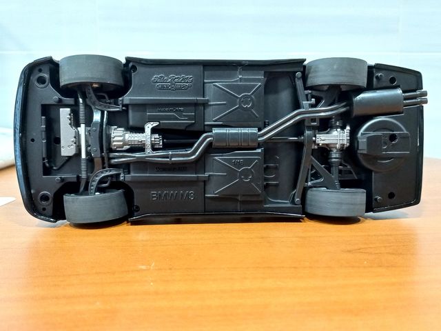 BMW M3 E30 Bathurst 1:18 Minichamps