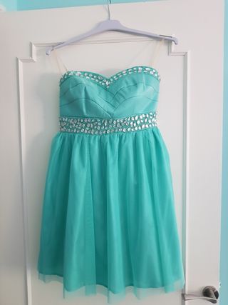 Vestido de fiesta corto de segunda mano en WALLAPOP
