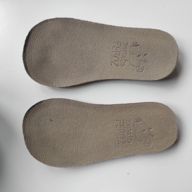 Zapato Feroz  bebe. Modelo Aitana Talla S