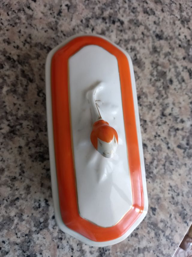 portaspazzolini antico in ceramica