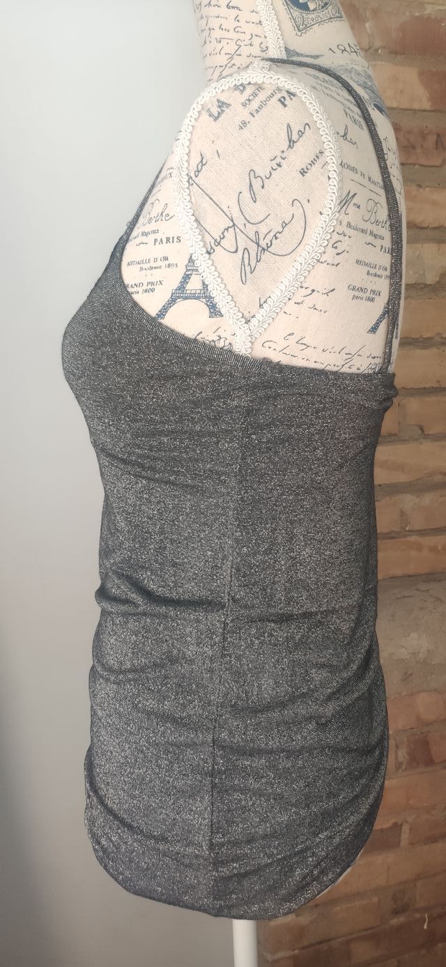 Canotta grigia con glitter