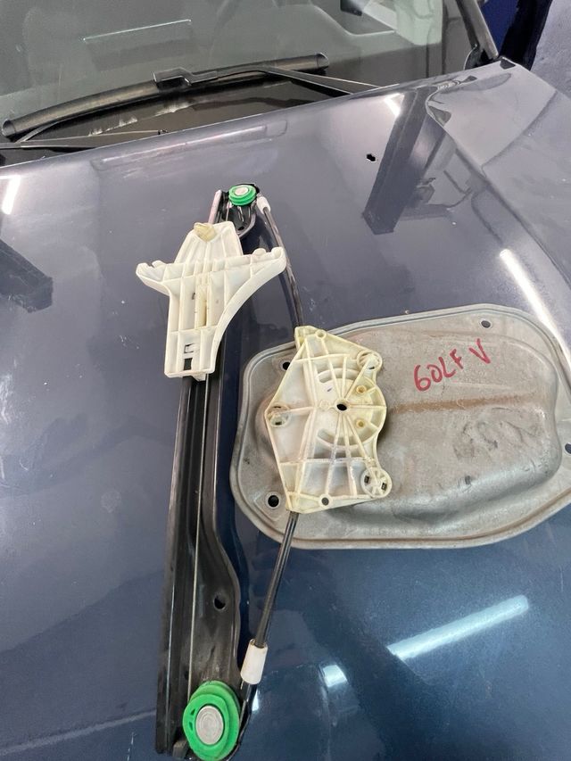 piezas varias golf 5