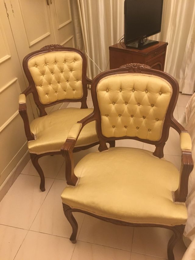 4 SILLONCITOS ISABELINOS 