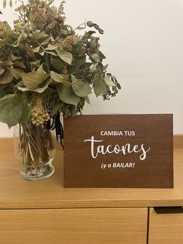 Poster «Cambia i tacchi e balla»