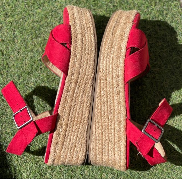 Sandalias cuña