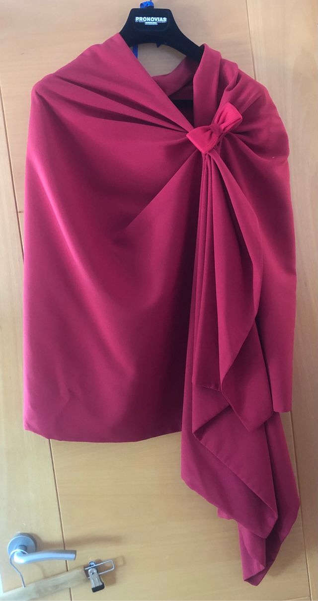 Vestido de tul rojo Pronovias