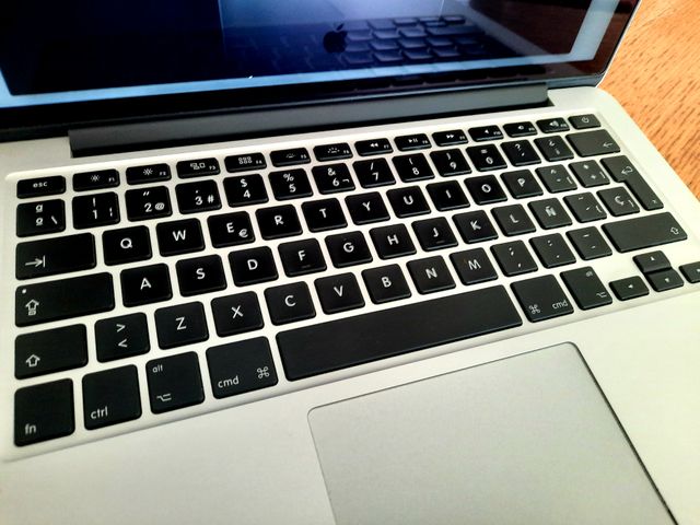 MacBook Pro (Retina, 13-inch, Mid 2014)