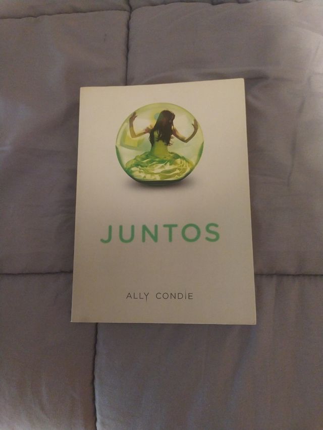 Primer libro de la saga "Juntos"