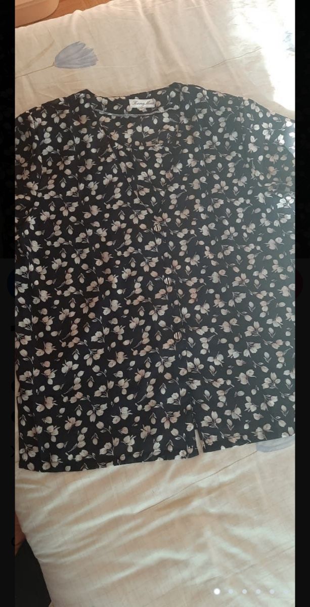 camisa con top estampado