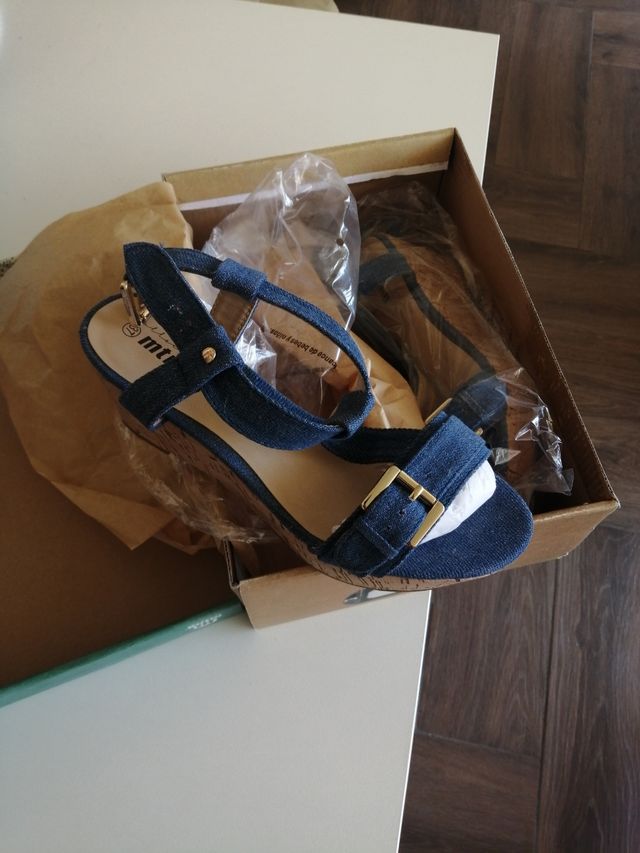 Cuñas vaqueras Mustang