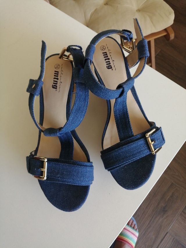 Cuñas vaqueras Mustang