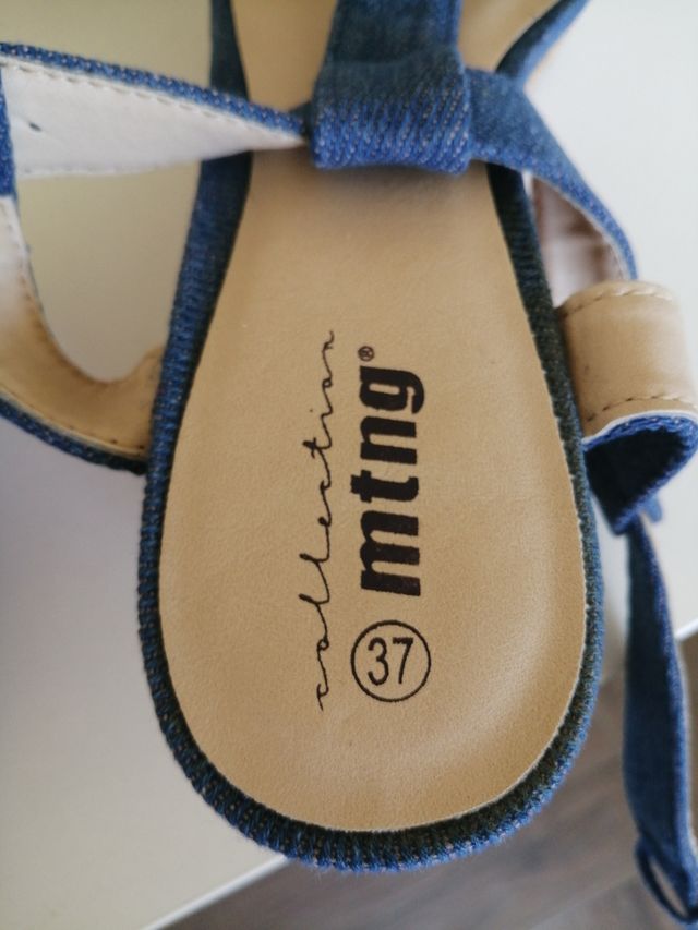 Cuñas vaqueras Mustang