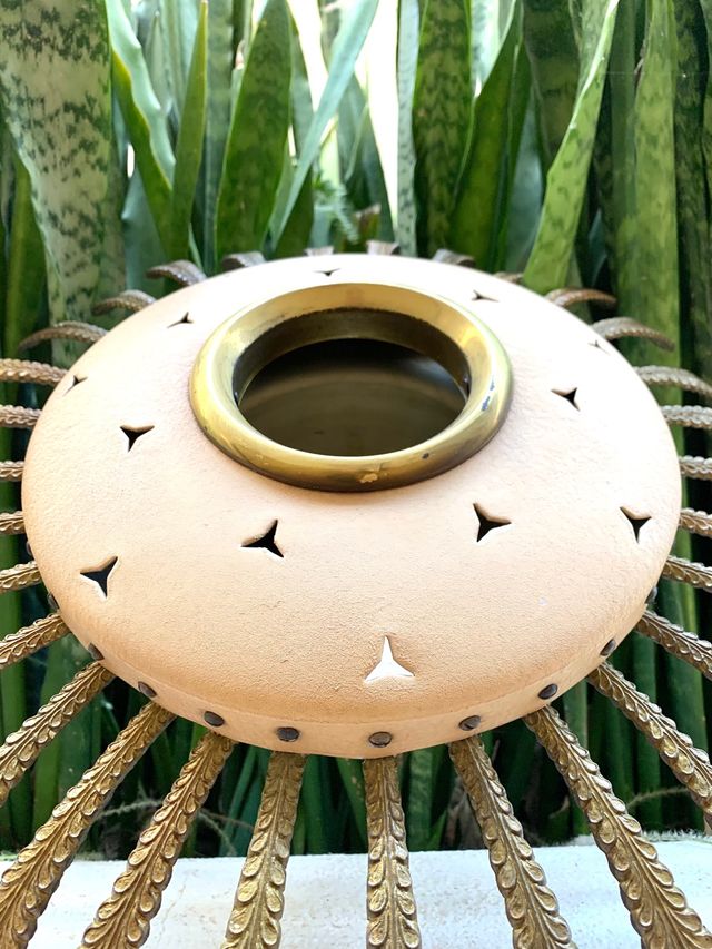 LAMPADA DA SOFFITTO SUN. METÀ SECOLO