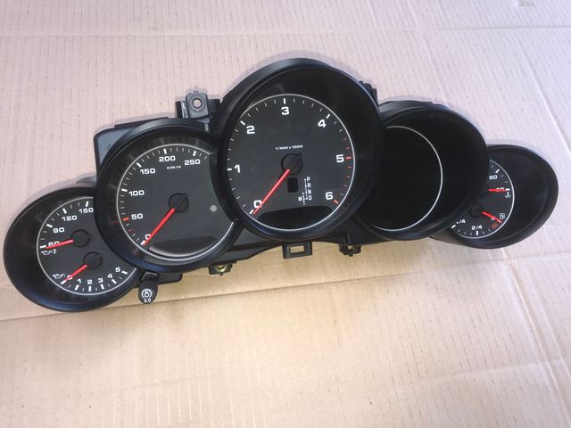 Cuadro Instrumentos Porsche Cayenne 3.0d 92A