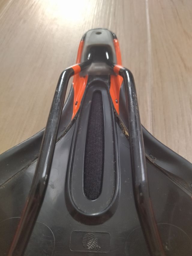 SILLÍN FELT. Largo 270 / Ancho 140