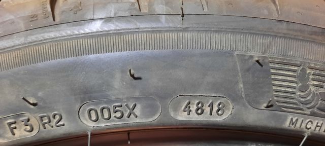 Neumáticos michelín pilot sport 4   225 45 19