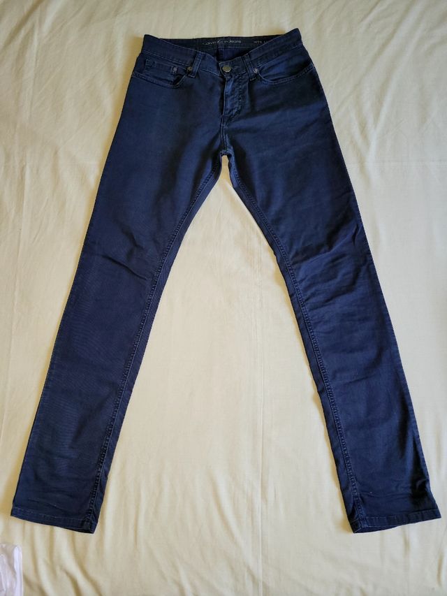Pantalon Vaquero CALVIN KLEIN JEANS. Talla 28.