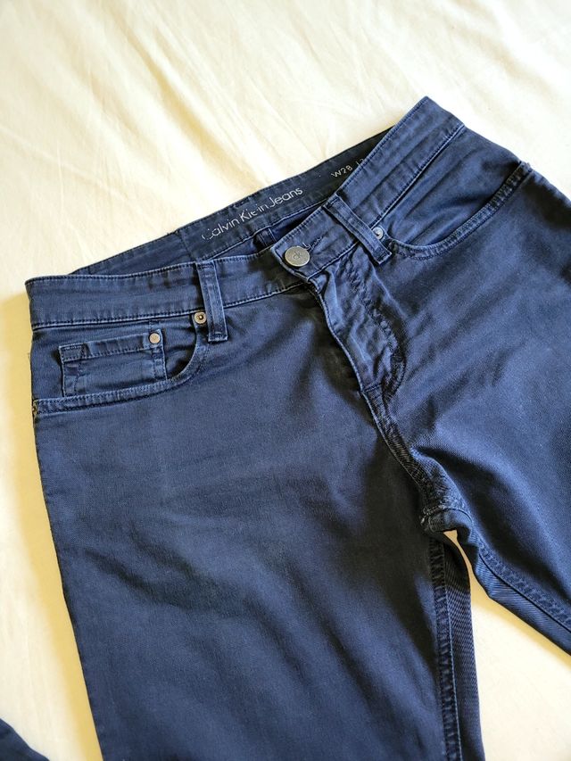 Pantalon Vaquero CALVIN KLEIN JEANS. Talla 28.
