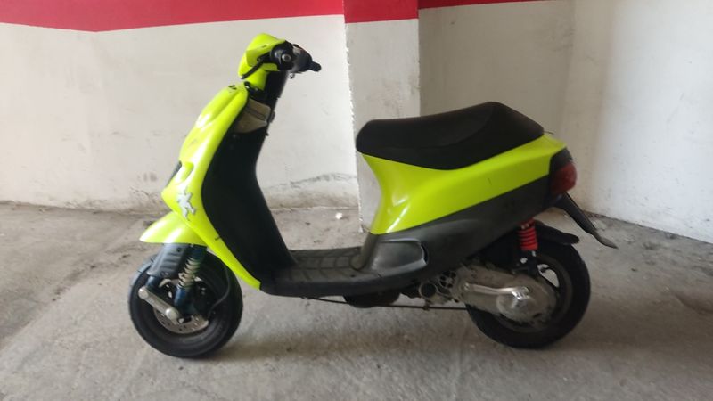 Sp Mk1 Zip Giallo Motorino Piaggio Zip D'occasion Pour 500 EUR In