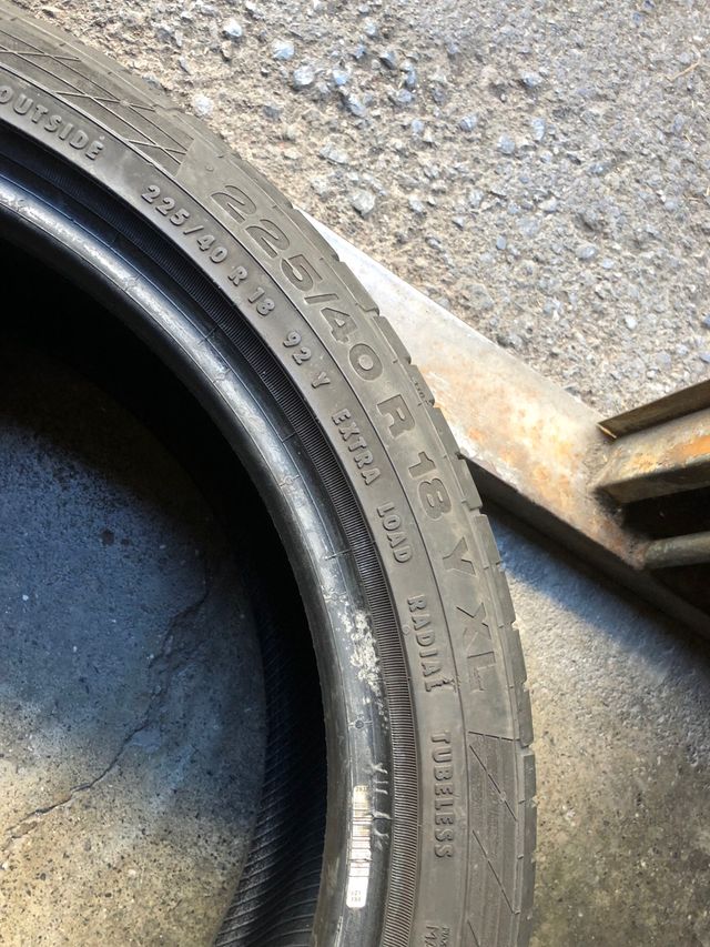 225/40 R 18 YXL 92 Y