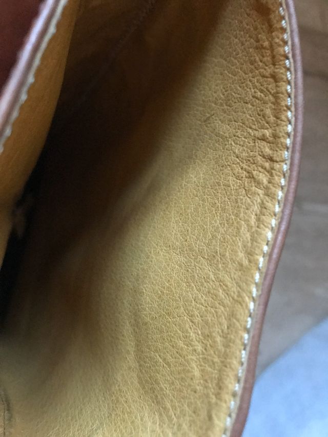 Botas talla 37  todo de piel y mondero regalo