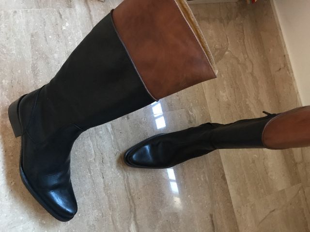 Botas talla 37  todo de piel y mondero regalo