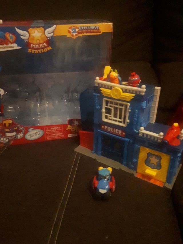 Comisaría de Policía.