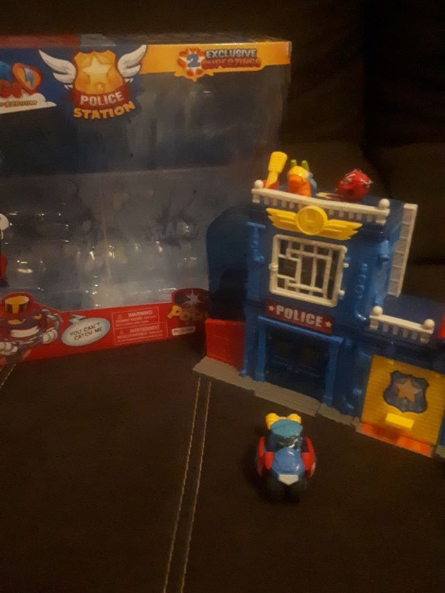 Comisaría de Policía.