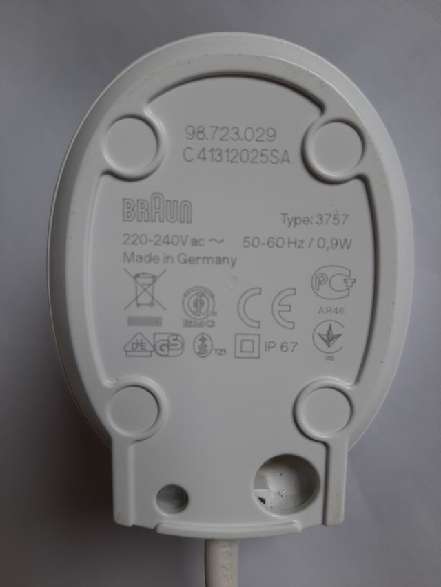 Alimentatore spazzolino Braun