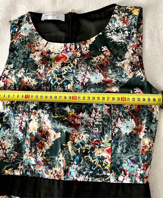 Vestido talla XS de Blanco con volantes fiesta