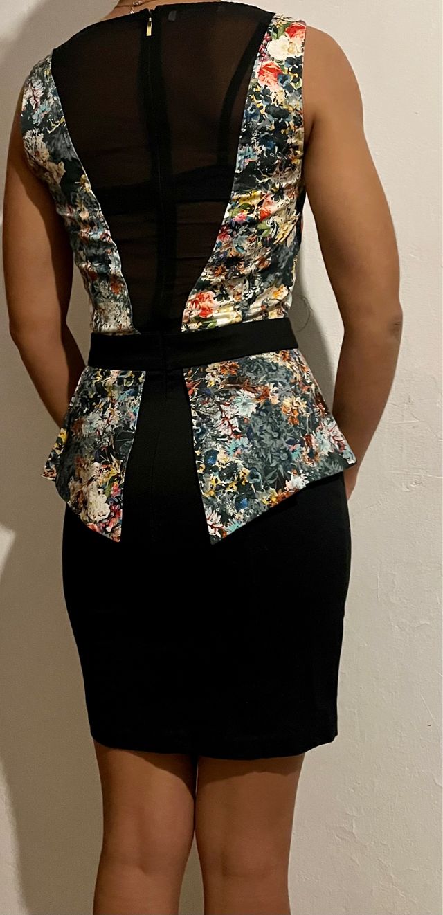 Vestido talla XS de Blanco con volantes fiesta