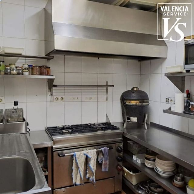 0526 - RESTAURANTE GASTRO BAR EN EL CARMEN