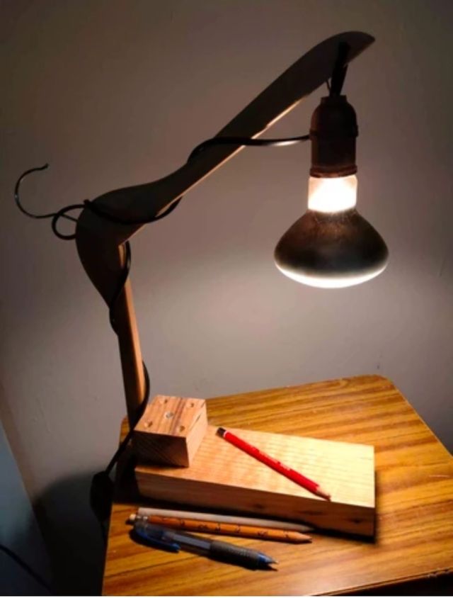 original lámpara de mesa NUEVA ÚNICO