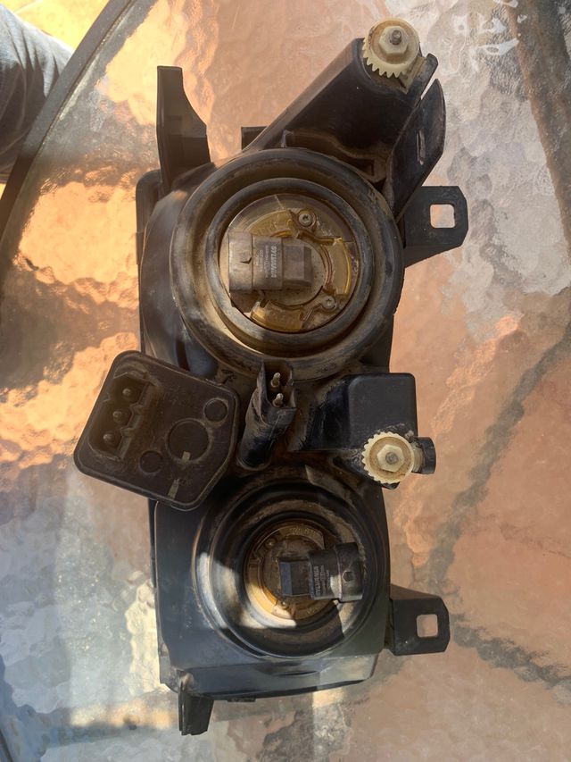 Foco y retrovisor BMW serie 316 i compact