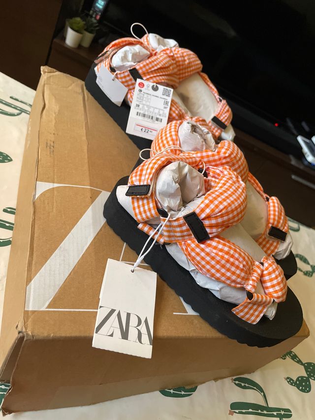 Sandalias Zara