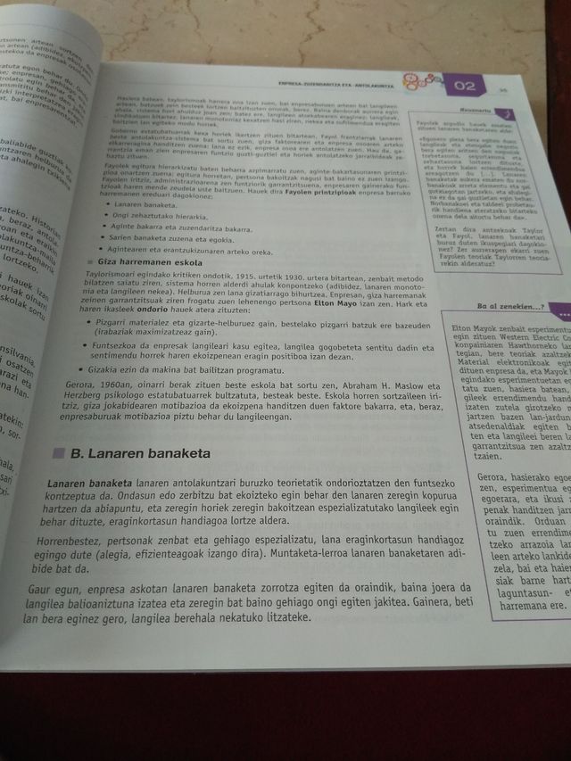 Libro economía 2 bachiller ISBN 978844818367-7