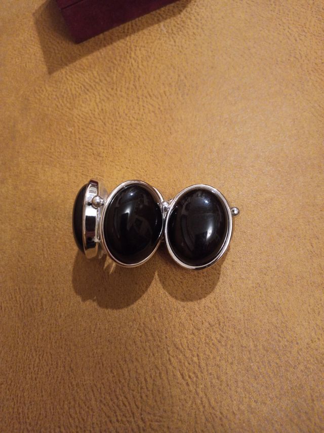 Bonita pulsera plateada nueva x 1€