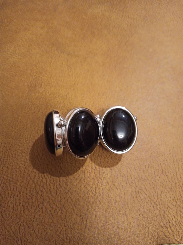 Bonita pulsera plateada nueva x 1€