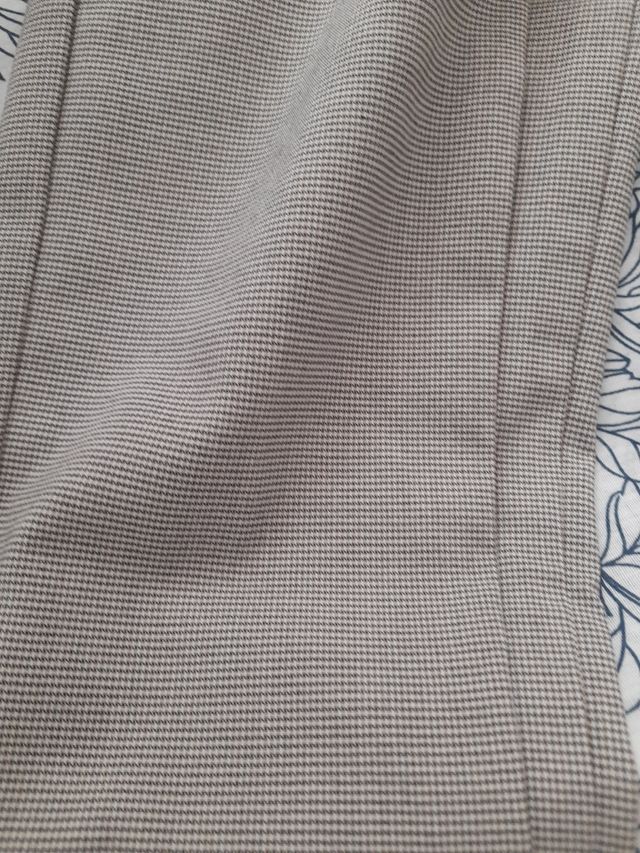 Pantalón de la marca ZARA talla xs