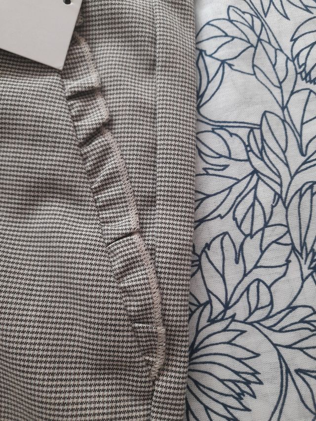 Pantalón de la marca ZARA talla xs