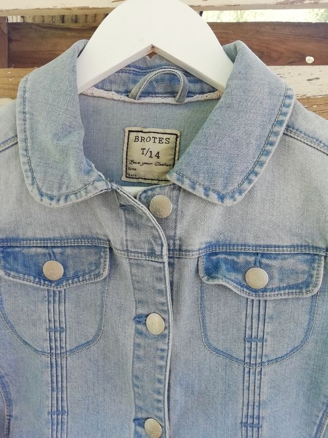 chaqueta vaquera niña. Brotes. 14.