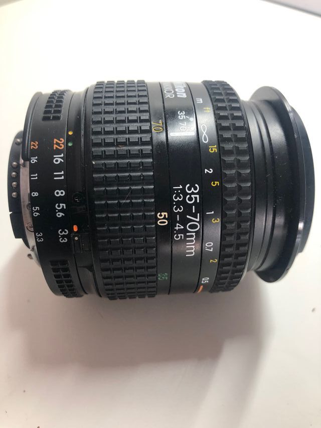 Objetivo Nikon 35-70 mm