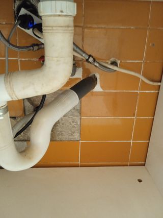 fontanero y electricista 24 h 602360678