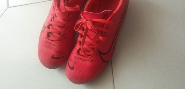 zapatillas de tacos fútbol N. 37.5