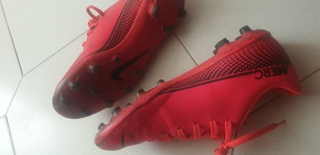 zapatillas de tacos fútbol N. 37.5